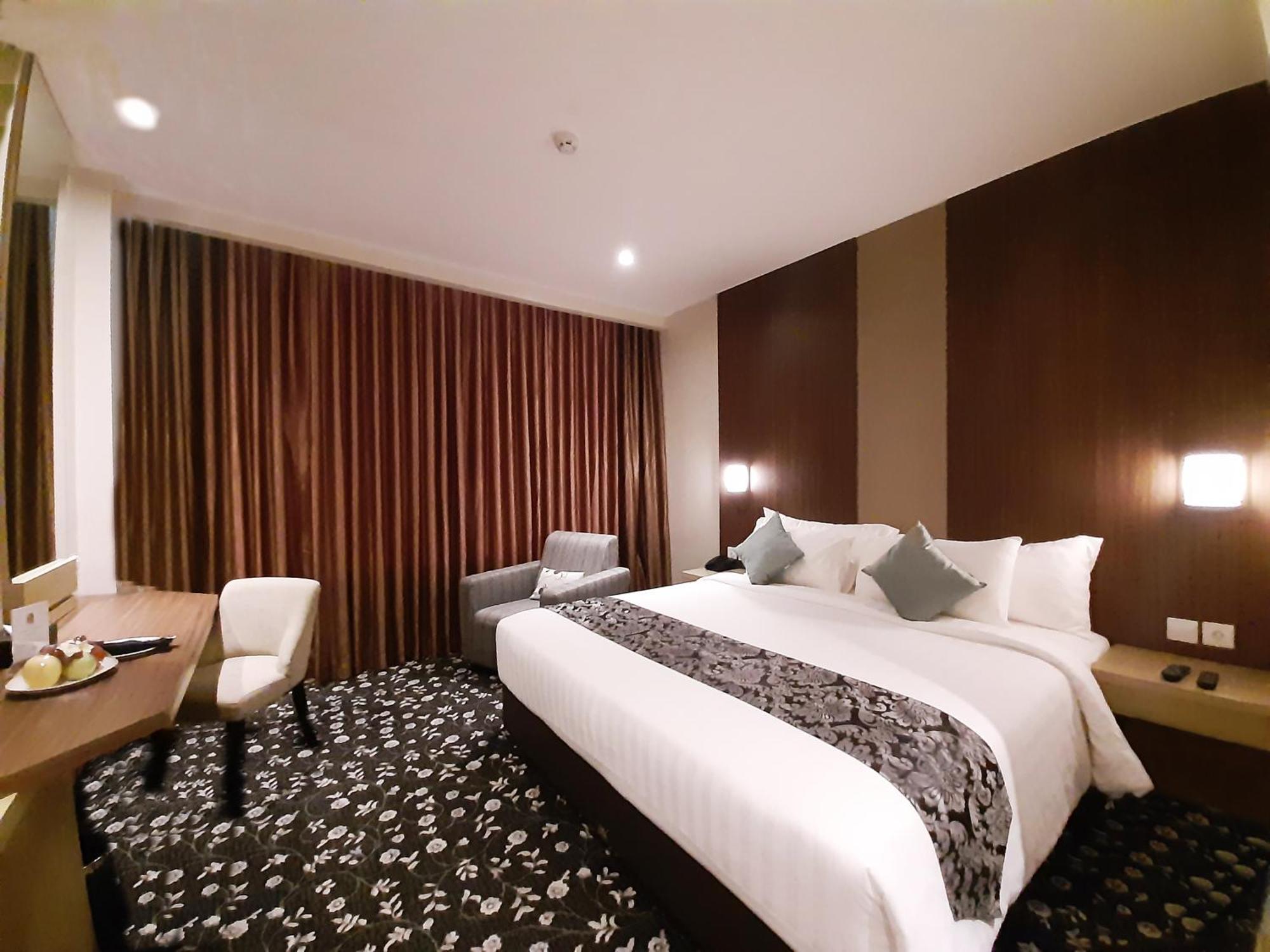 Aston Gorontalo Hotel & Villas Exterior photo